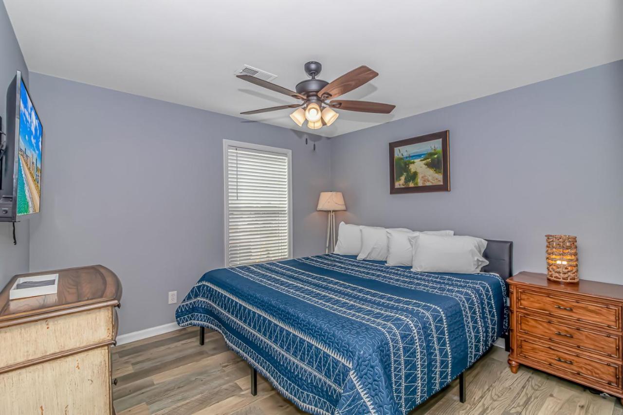 125 Atlantic Avenue Unit G1 - Pet Friendly! Walk To The Beach And Pier! 2Br -1Ba - Sleeps 6 Guests! Myrtle Beach Eksteriør bilde